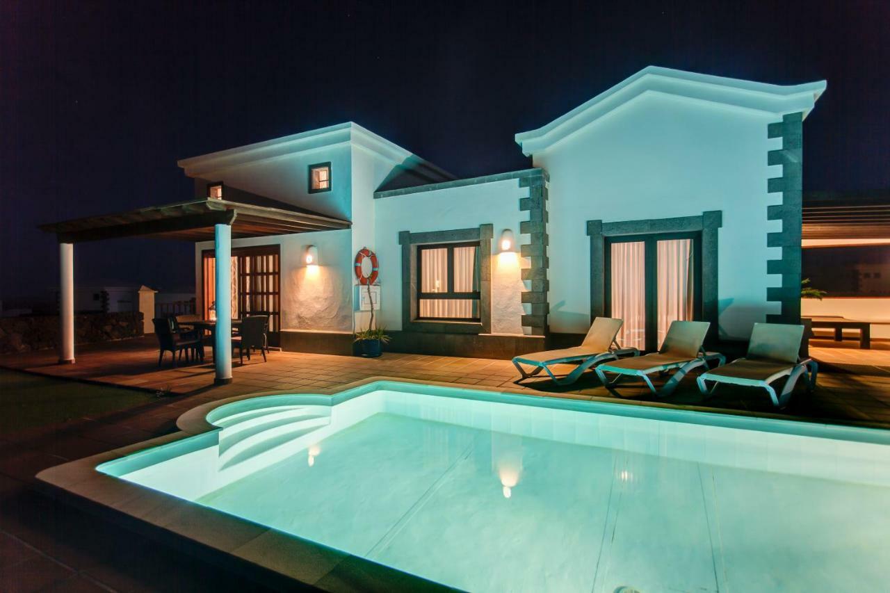 Villa Esterlicia Плая Бланка Екстериор снимка
